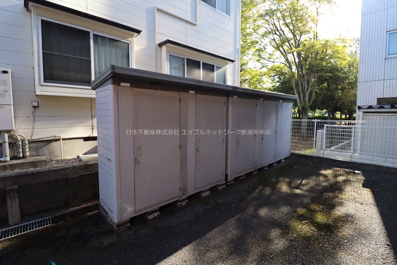 グランK 物置き付き！