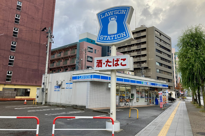BUENA礎町 コンビ二