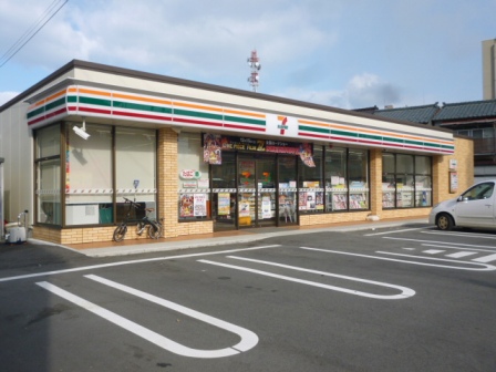 BUENA上大川前通3番町 コンビ二