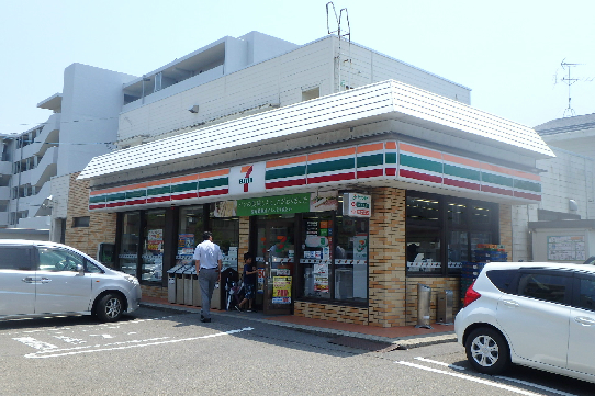 BUENA関屋大川前 コンビ二