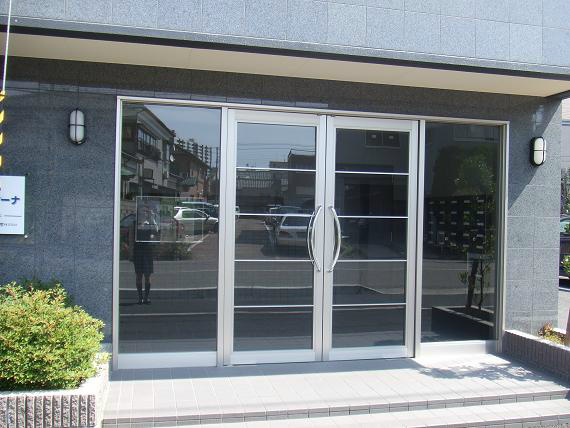 アルビーナ エントランス