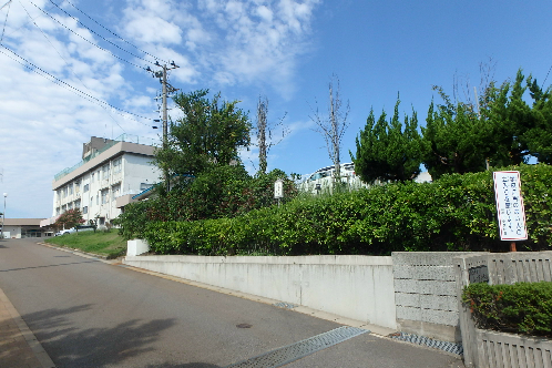 ロイヤル・コート藤G棟 小学校