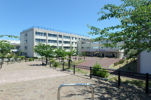 オーベルジュ日生A棟 中学校