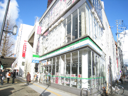 エスポワール南万代 コンビ二
