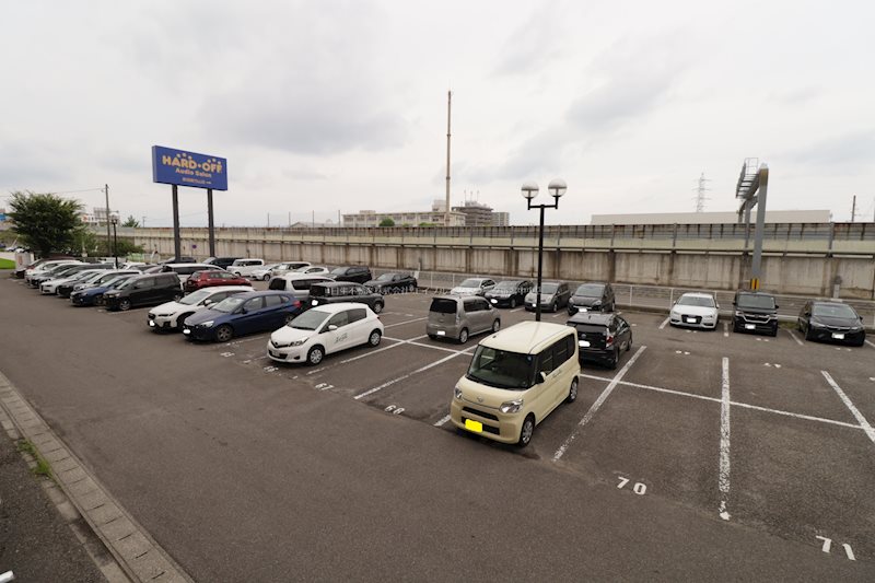 グランディール紫竹山 駐車場