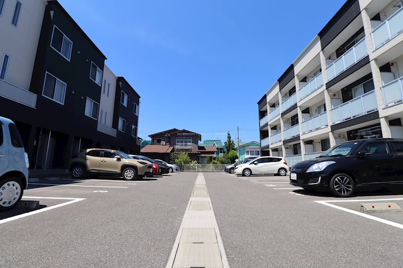 リゾナーレ上近江　A棟 駐車場