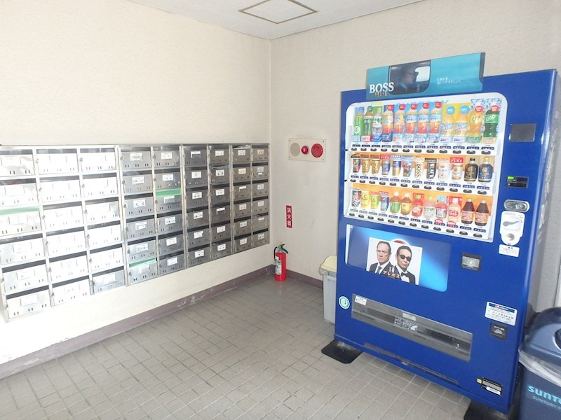 風間マンション ロビー