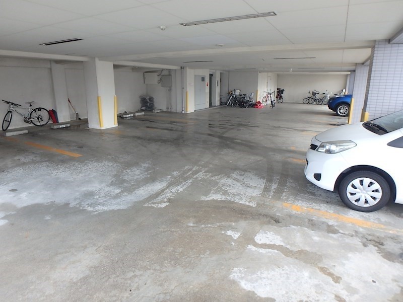 マンソン　デ　ビジェール 駐車場