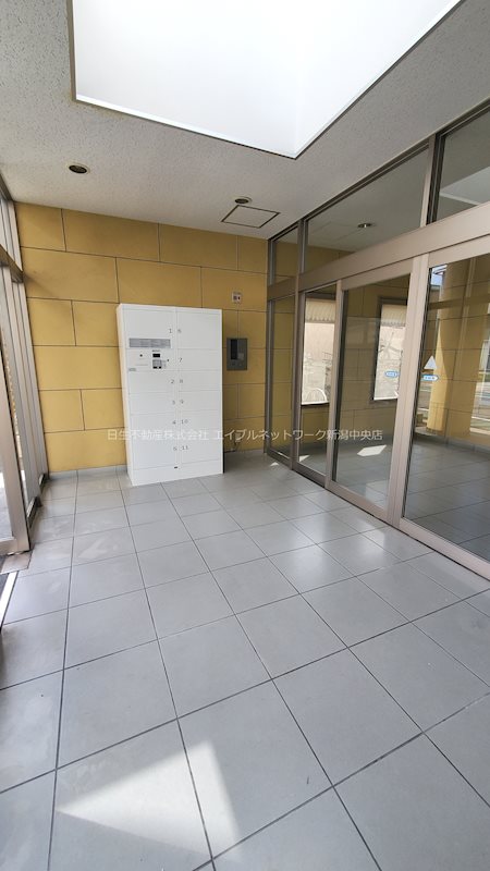 リアライズ西湊町通 エントランス