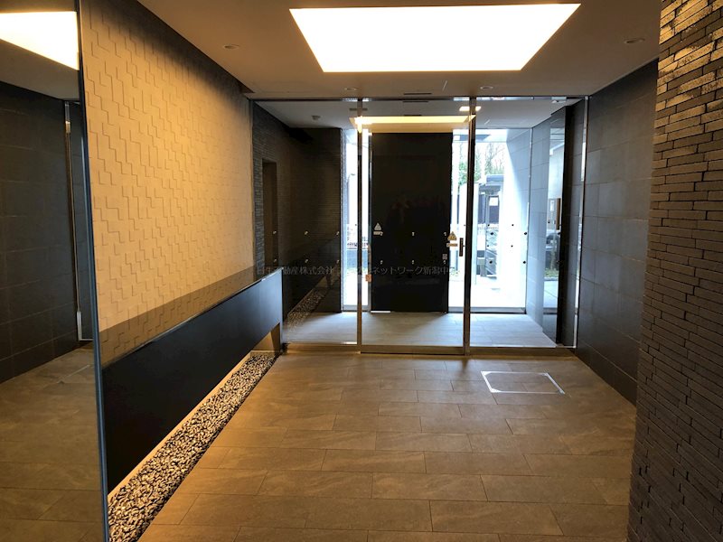 S-FORT新潟笹口 エントランス